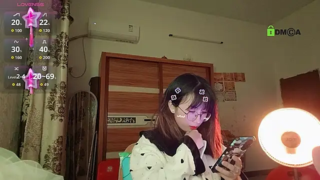 Lili 666 online show from January 8, 6:32 pm