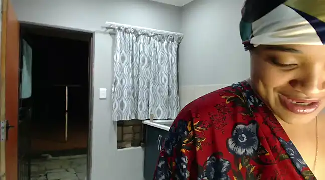 CREAMYCUPCAKExxx online show from December 16, 12:15 am