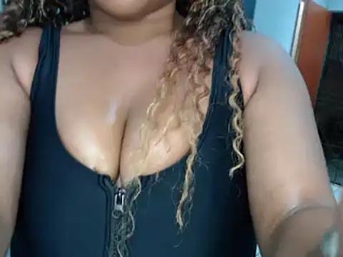 CREAMYCUPCAKExxx online show from January 25, 11:32 pm