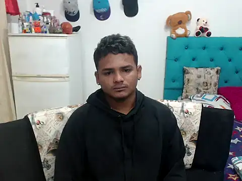 Boycuriousxxx online show from February 24, 12:37 pm