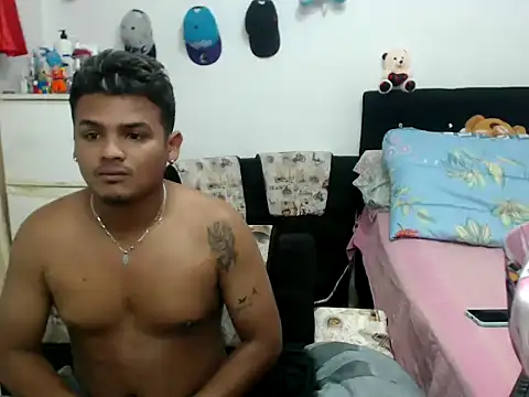 Boycuriousxxx online show from February 25, 12:13 pm