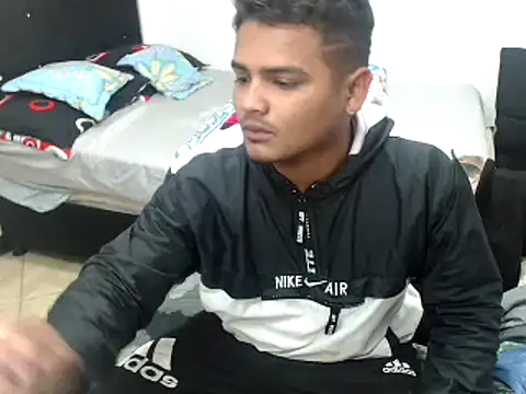 Boycuriousxxx online show from March 20, 12:32 pm