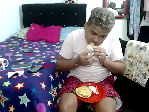 Boycuriousxxx online show from September 28, 2:55 pm