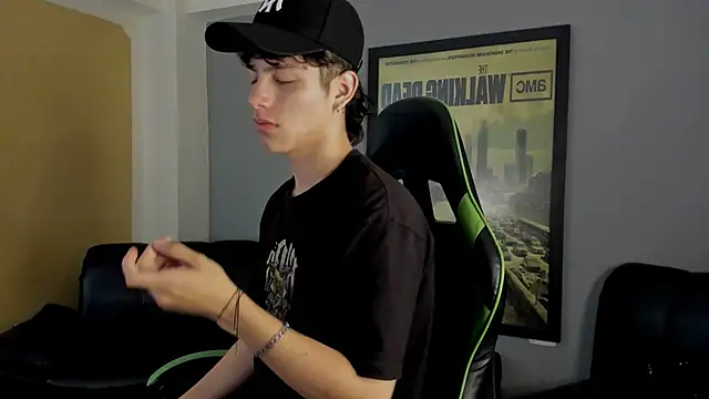 Snapshot of bravoboreal chatting on December 4, 2:04 pm bravoboreal online show from December 4, 2:04 pm