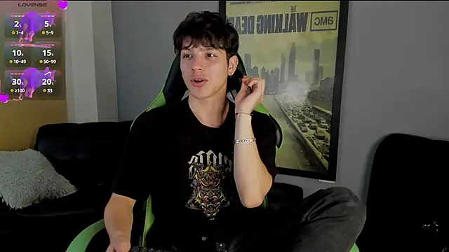 Snapshot of bravoboreal chatting on December 9, 4:47 pm bravoboreal online show from December 9, 4:47 pm