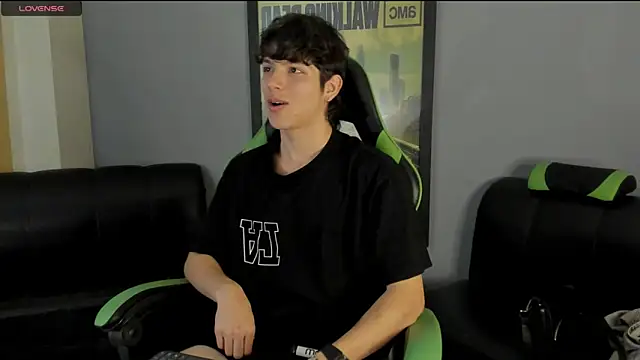 Snapshot of bravoboreal chatting on January 2, 5:07 pm bravoboreal online show from January 2, 5:07 pm