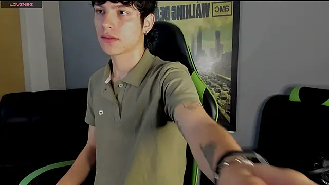 Snapshot of bravoboreal chatting on January 3, 1:36 pm bravoboreal online show from January 3, 1:36 pm