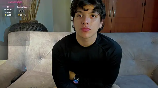 Snapshot of bravoboreal chatting on September 19, 7:58 pm bravoboreal online show from September 19, 7:58 pm