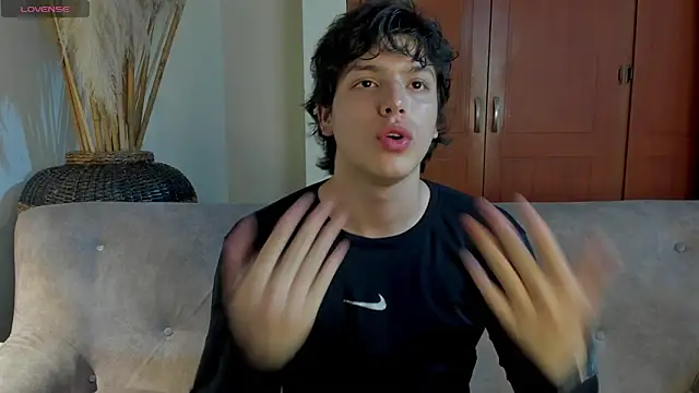 Snapshot of bravoboreal chatting on September 25, 8:12 pm bravoboreal online show from September 25, 8:12 pm