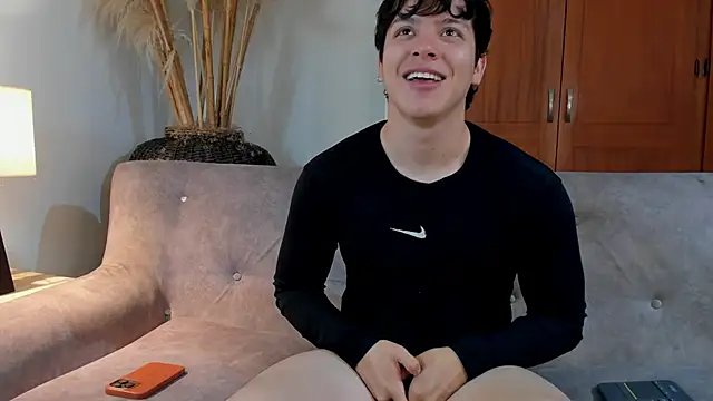 Snapshot of bravoboreal chatting on December 2, 1:50 pm bravoboreal online show from December 2, 1:50 pm