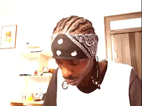 Snapshot of phillip-hot chatting on December 29, 10:03 pm phillip-hot online show from December 29, 10:03 pm