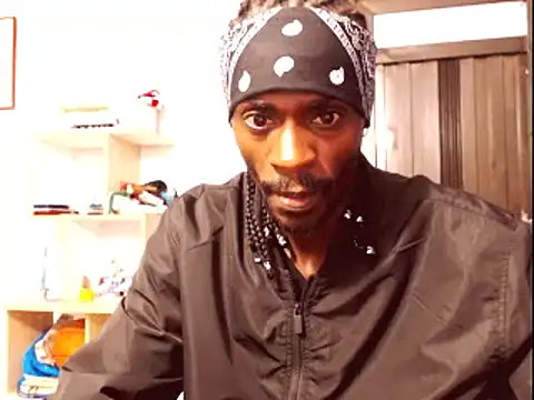 Snapshot of phillip-hot chatting on January 3, 3:16 am phillip-hot online show from January 3, 3:16 am