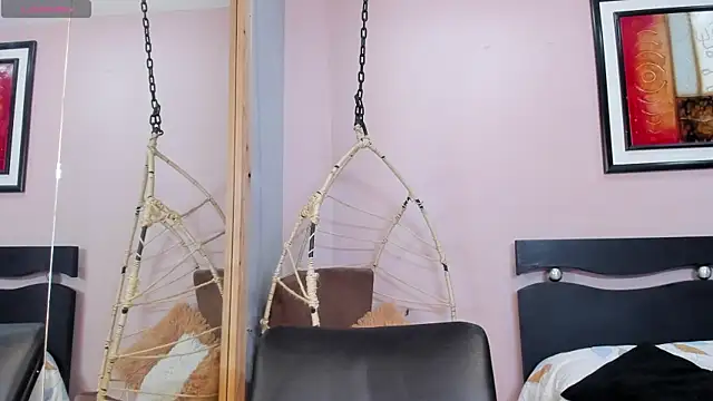 Snapshot of Miranda_doll_ chatting on January 24, 12:10 pm Miranda doll online show from January 24, 12:10 pm