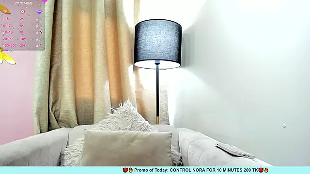 Snapshot of Miranda_doll_ chatting on February 20, 12:15 pm Miranda doll online show from February 20, 12:15 pm