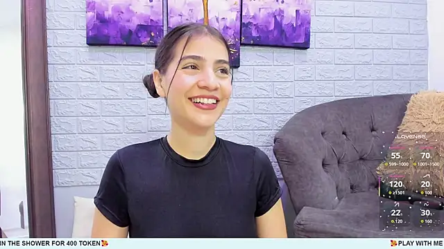 Snapshot of Miranda_doll_ chatting on October 3, 12:13 pm Miranda doll online show from October 3, 12:13 pm