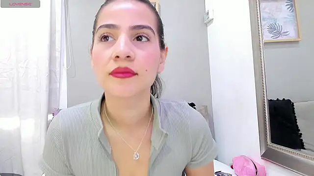 Snapshot of Miranda_doll_ chatting on October 15, 12:16 pm Miranda doll online show from October 15, 12:16 pm