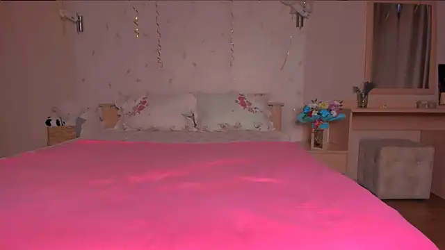 Snapshot of Jeanne_Williams chatting on March 1, 2:57 am Jeanne Williams online show from March 1, 2:57 am