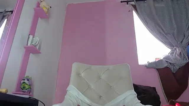 KeillyDiaz online show from September 12, 3:01 pm