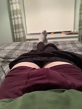 boholad8 online show from December 28, 6:29 pm