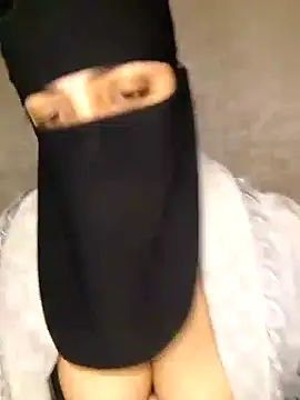 Snapshot of Narimane_maroc chatting on January 15, 1:34 am Narimane maroc online show from January 15, 1:34 am