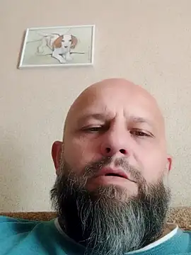 Snapshot of AlexandruCsaba chatting on September 29, 10:09 am AlexandruCsaba online show from September 29, 10:09 am