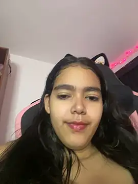 Victoriacarmo online show from February 1, 11:14 pm