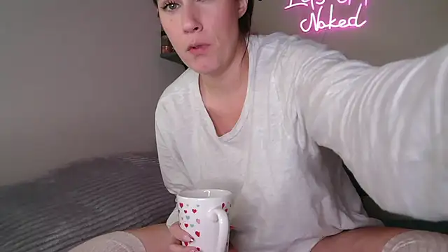 Snapshot of urdesire25 chatting on December 14, 5:35 am urdesire25 online show from December 14, 5:35 am