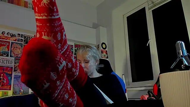 LylithSkye online show from January 3, 11:57 am