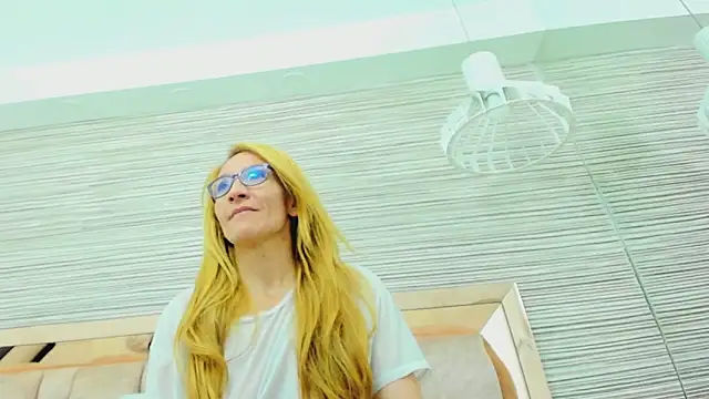 maddy cartter online show from September 9, 11:10 am