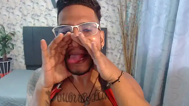 sweet-blowork online show from December 11, 10:16 pm