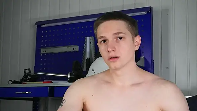 dustyn fox online show from February 21, 9:43 am