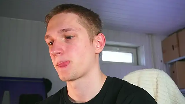 dustyn fox online show from April 13, 11:59 am