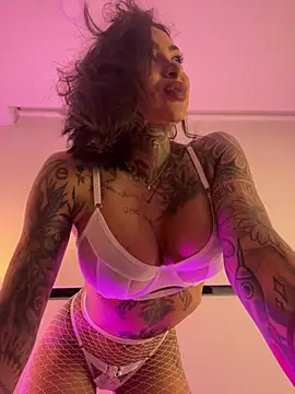 Iam Annii online show from January 27, 11:43 pm