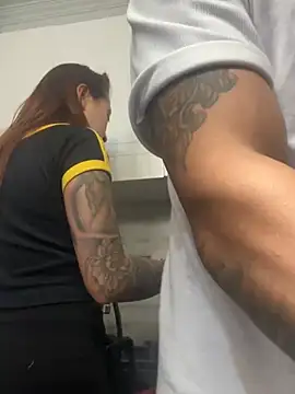 Snapshot of Joseph_and_Amy_ chatting on January 9, 11:45 pm Joseph and Amy online show from January 9, 11:45 pm