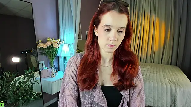 Snapshot of Dearly_Emily chatting on July 4, 5:19 pm Dearly Emily online show from July 4, 5:19 pm