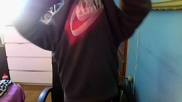 Snapshot of Nenejoven16- chatting on March 13, 8:43 am Nenejoven16- online show from March 13, 8:43 am