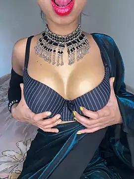 Hot-sexy222 online show from December 30, 3:03 am