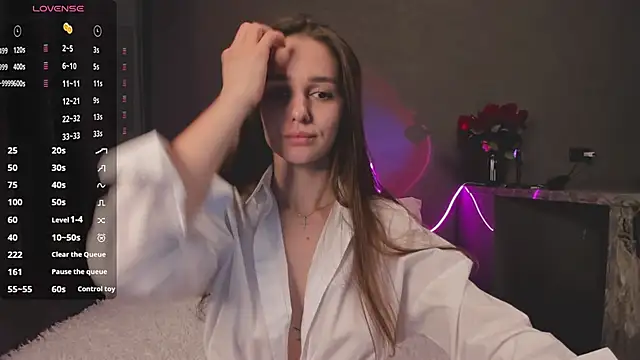 JudyAngil online show from March 13, 5:43 am