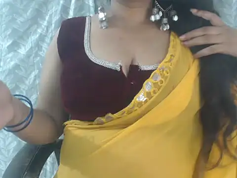 Snapshot of cute-priy chatting on July 20, 5:00 am cute-priy online show from July 20, 5:00 am