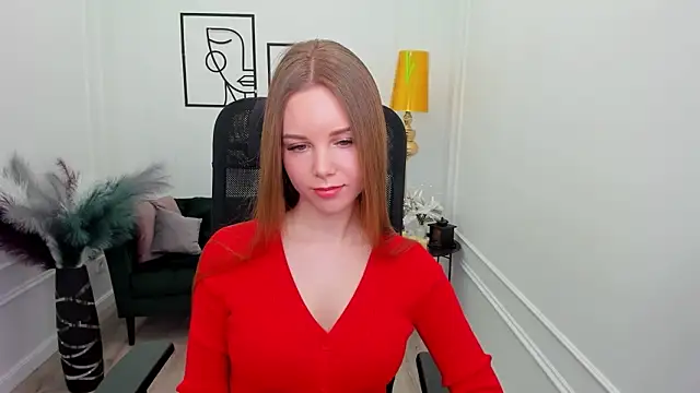 MileyWings online show from January 19, 11:25 am