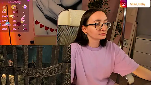 Snapshot of ShiroHeby chatting on February 17, 4:59 pm ShiroHeby online show from February 17, 4:59 pm