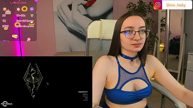 Snapshot of ShiroHeby chatting on March 17, 4:01 pm ShiroHeby online show from March 17, 4:01 pm