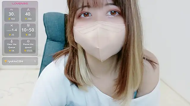 MoMoka jp online show from April 30, 11:49 am