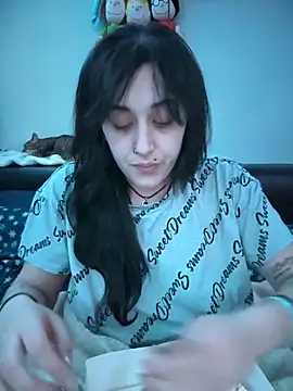 ThicBunz online show from March 8, 2:04 am