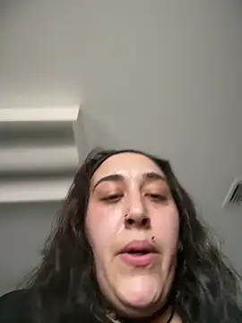ThicBunz online show from April 25, 4:04 pm