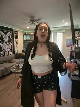 ThicBunz online show from May 12, 9:12 pm
