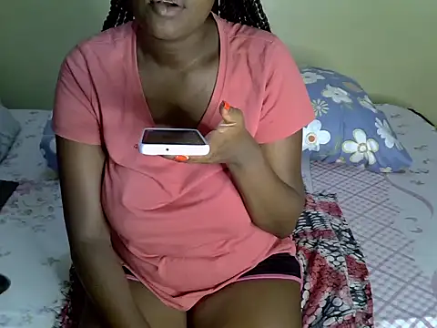 Snapshot of Sexiebony12 chatting on February 9, 11:20 pm Sexiebony12 online show from February 9, 11:20 pm