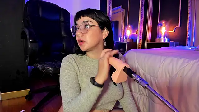 JeyLee online show from March 18, 6:15 pm