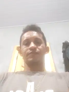 Snapshot of dotado20robson chatting on November 25, 1:38 am dotado20robson online show from November 25, 1:38 am