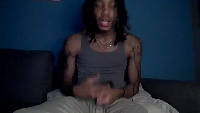 Skinnyblackman online show from December 19, 5:03 am